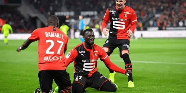 法甲焦点：里尔主场迎战雷恩，欧战资格卡位战上演连胜劲旅对决