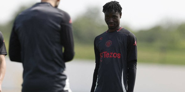 曼联刮起青春风暴！马里小妖科内租借练级，下一个巨星？