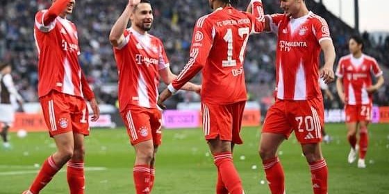 单季102球！拜仁5-0屠戮圣保利，孔帕尼带队踢疯了，顺手改写德甲历史