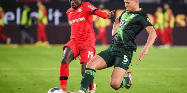 德甲四重奏：欧冠区卡位战、争冠主场龙与榜尾生死局的激情碰撞