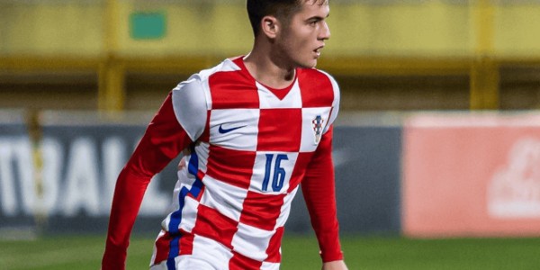 22岁克罗地亚中场巴图里纳2500万欧加盟科莫，开启意甲新征程