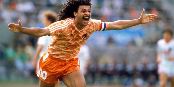 意甲历史最佳阵容发布！C罗落选！大罗齐达内上榜皮尔洛替补